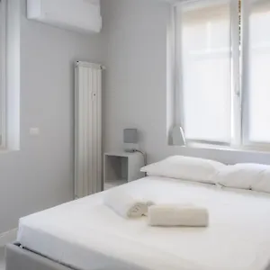  Apartamento Bnbutler - Pergolesi, 6 - Accogliente E Moderno A Due Passi Da Tutto Italia